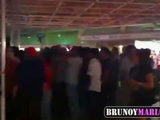 Asi las montamos gordas follando en publico brunoymaria ein saco