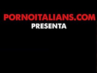 Ιταλικό Ενήλικος βίντεο padrone scopa schiava bionda figa pelosa - ιταλικό πορνό adolescent